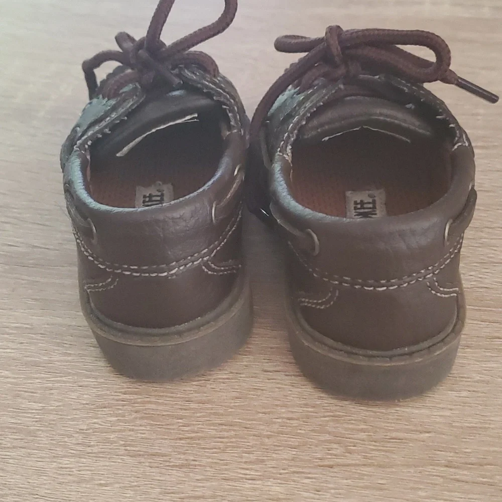 Cherokee toddler boat shoe. 4